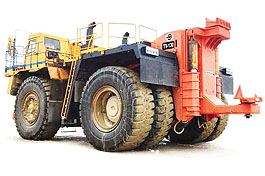 Фото Навесное устройство серии TV для переоборудования карьерных самосвалов в тягач-буксировщик